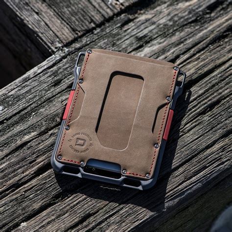 M1 MAVERICK™ WALLET 